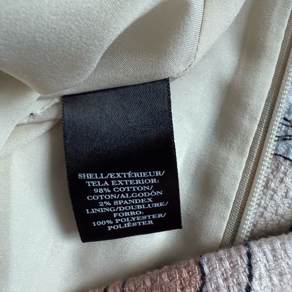 Ann Taylor Textured Floral Pencil Skirt - Picture 5 of 7